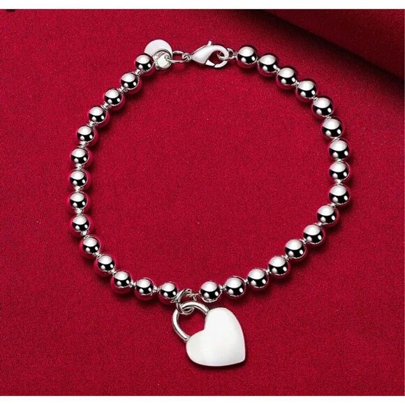 Silver Heart Lock Beaded Bracelet - Picture 3 of 7